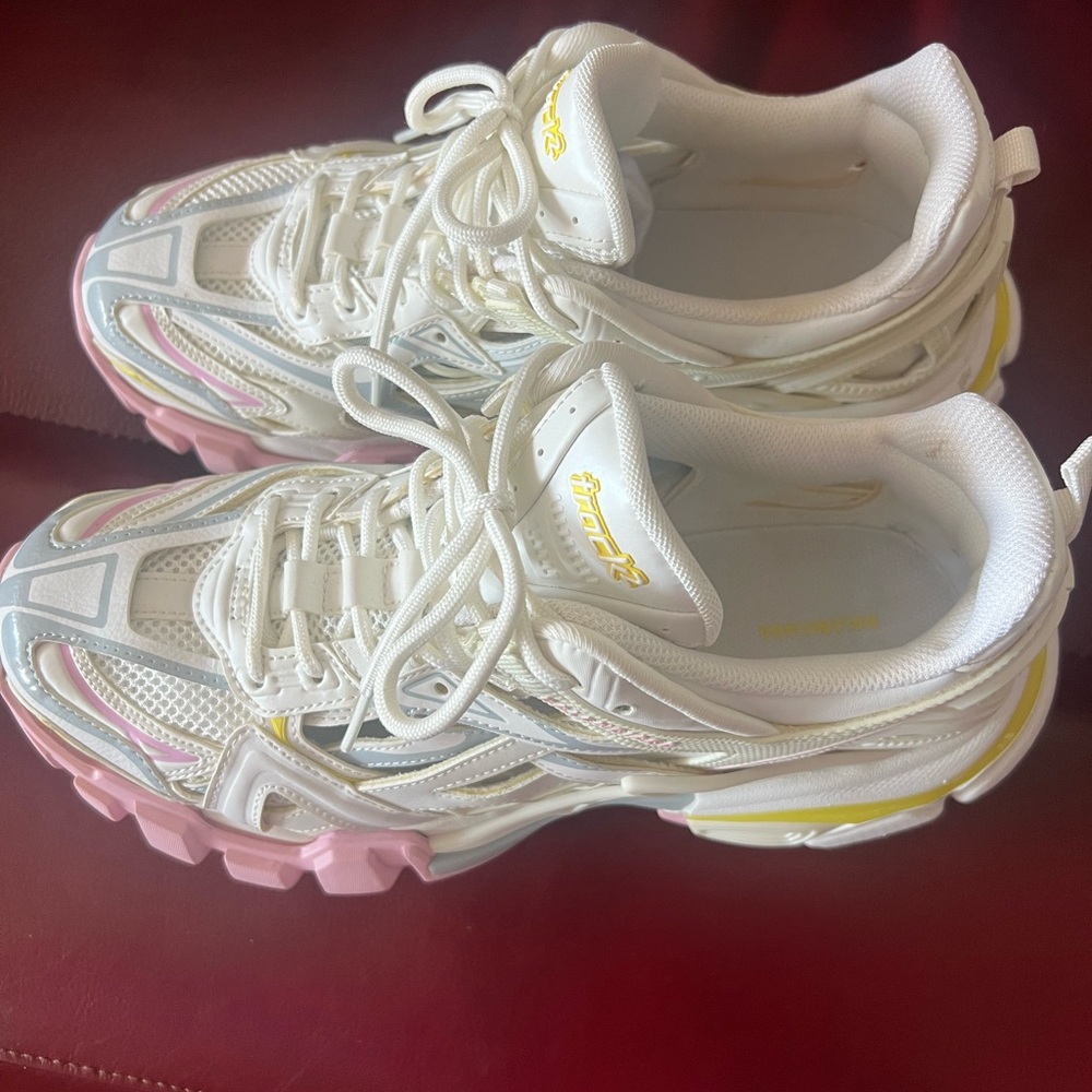 Balenciaga White and Pink Shoulder Bag